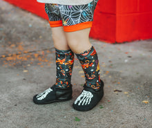 Load image into Gallery viewer, Skelly Leather Booties