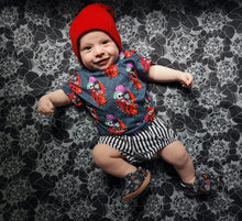 Load image into Gallery viewer, Emo Bat Kawaii Booties