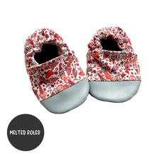 Load image into Gallery viewer, Sunday Water Shoes