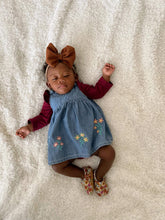 Load image into Gallery viewer, Floral Smiles Booties