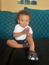 Load image into Gallery viewer, Emo Bat Kawaii Booties