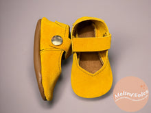 Load image into Gallery viewer, Mary Ballet
