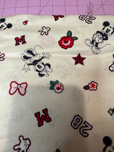 Load image into Gallery viewer, Minnie &amp; Mickey
