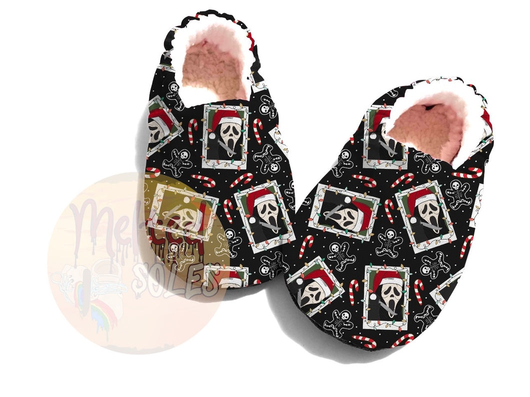 A Festive Ghost Face