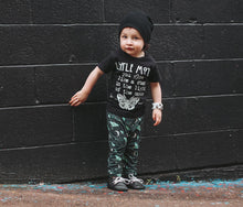 Load image into Gallery viewer, Monochrome Modern Oxford
