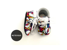 Load image into Gallery viewer, Skull Bolt Modern Oxfords
